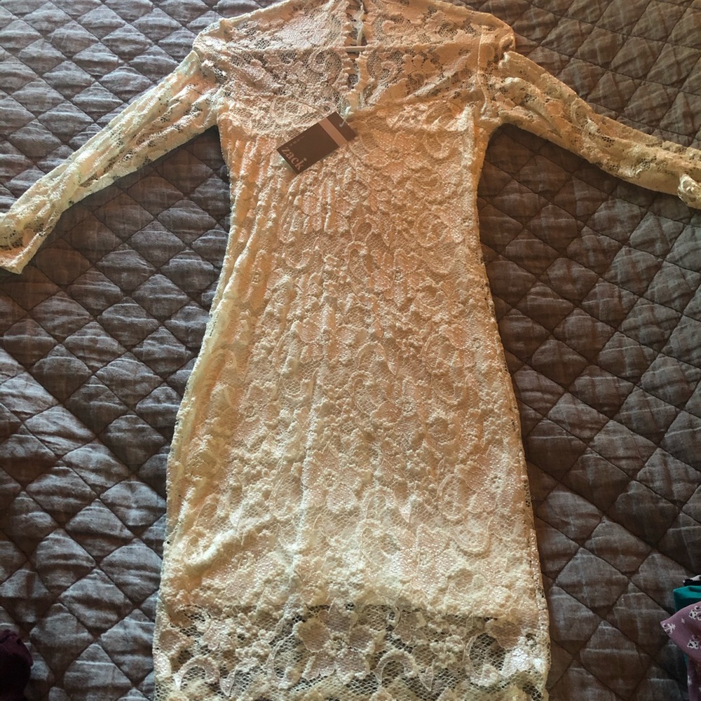 NWT lace dress
